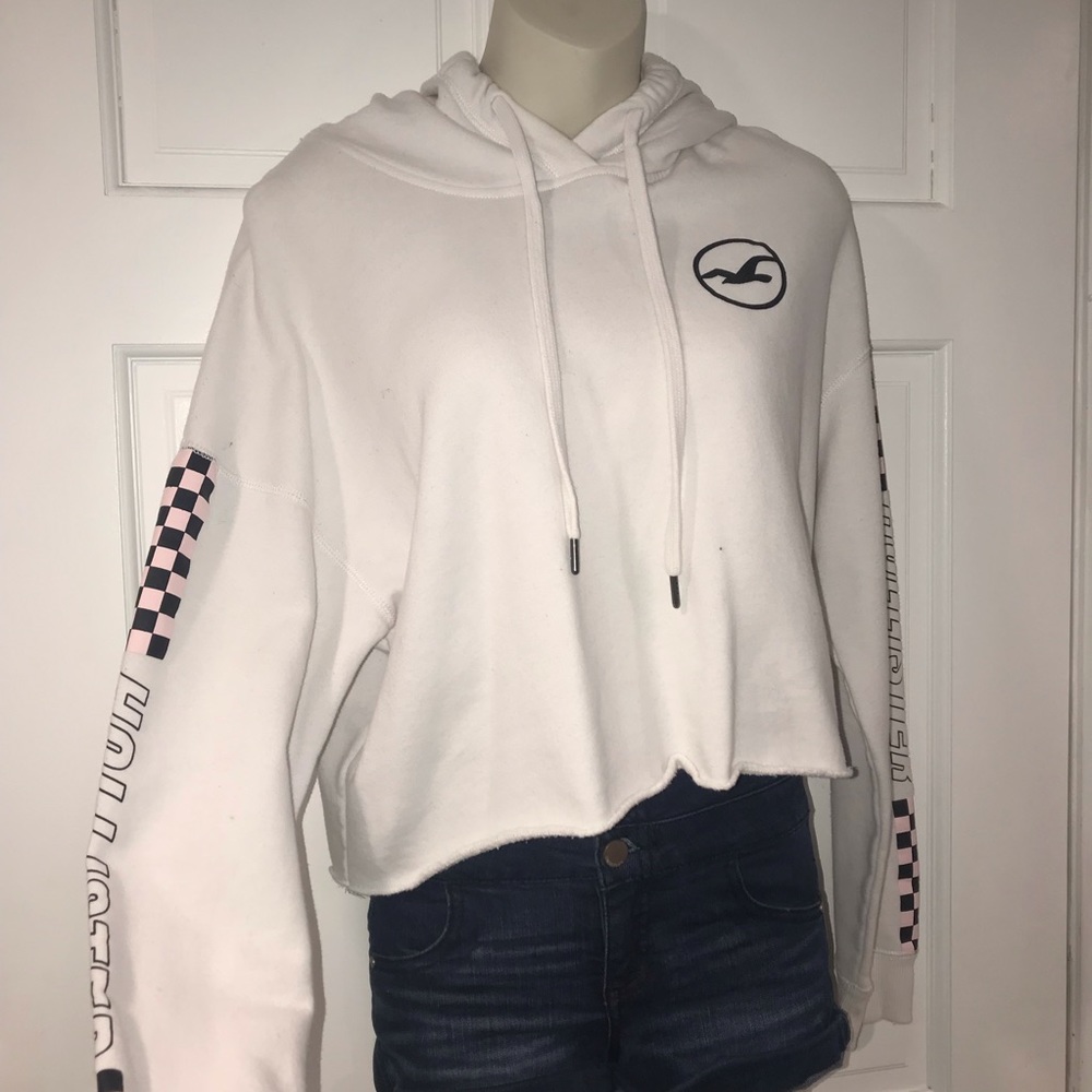 HOLLISTER White Hooded Crop Top